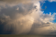 Sneeuwbui boven het wad-Snow shower over the Waddensea-Schneeschauer über dem Watt-Texel-Nederland-Netherlands-Niederlande