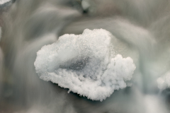 Bevroren rivier-frozen river-Gefrorener Fluss-Noorwegen-Norway-Norwegen